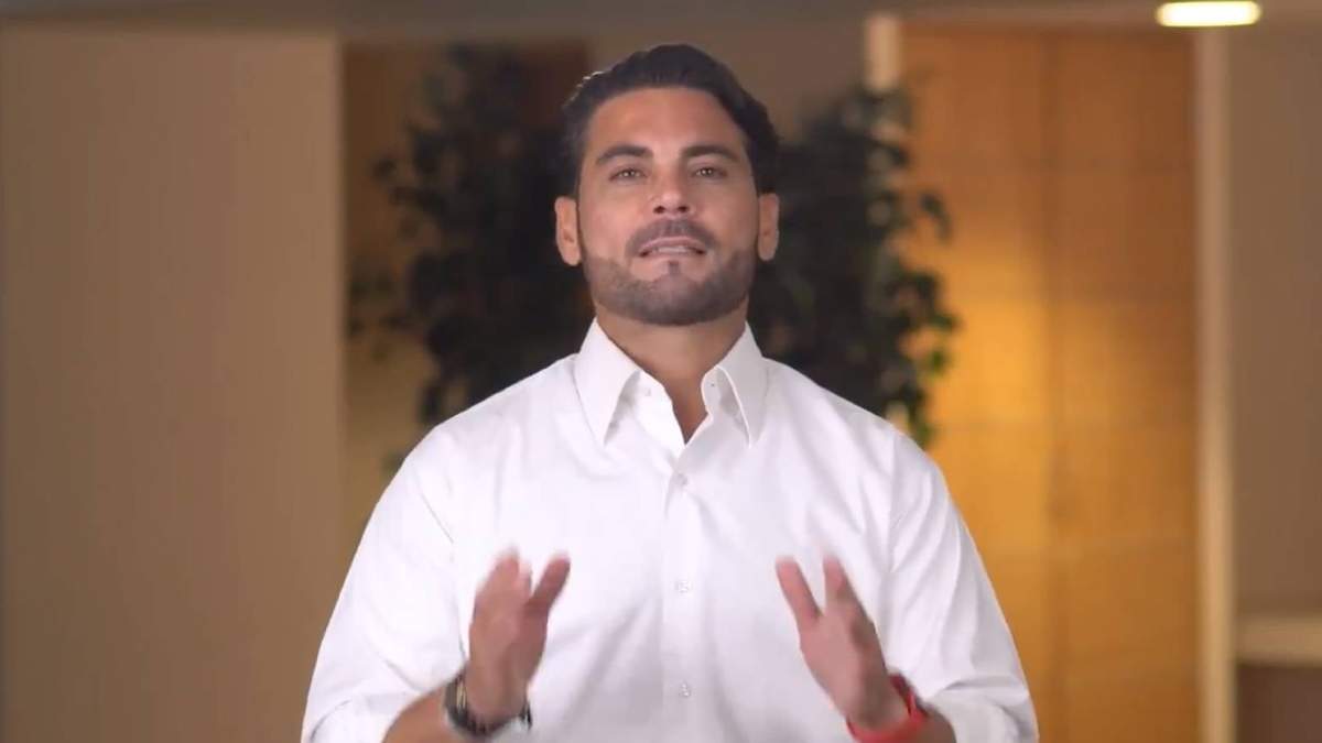 Mensaje en video del candidato de la coalición PRI-PAN-PRD