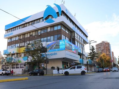 Empleados municipales de Neuquén cobrarán los sueldos de octubre con el aumento que acordó el gremio