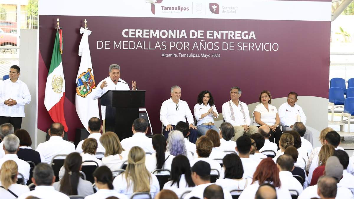 En la transformación del sector salud, las y los trabajadores tendrán seguridad laboral