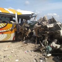 Choferes de autobús y torton y dos turistas, los fallecidos por choque en Jalisco; hay 11 lesionados
