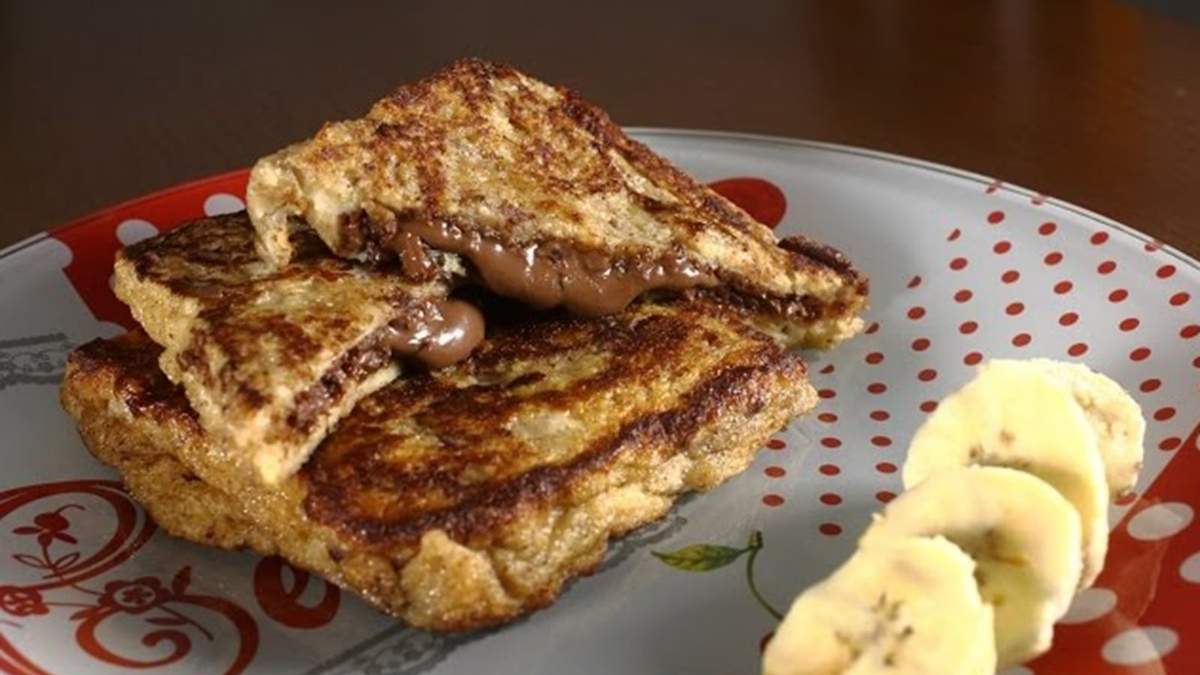 Tostadas francesas rellenas. Fuente: (X)