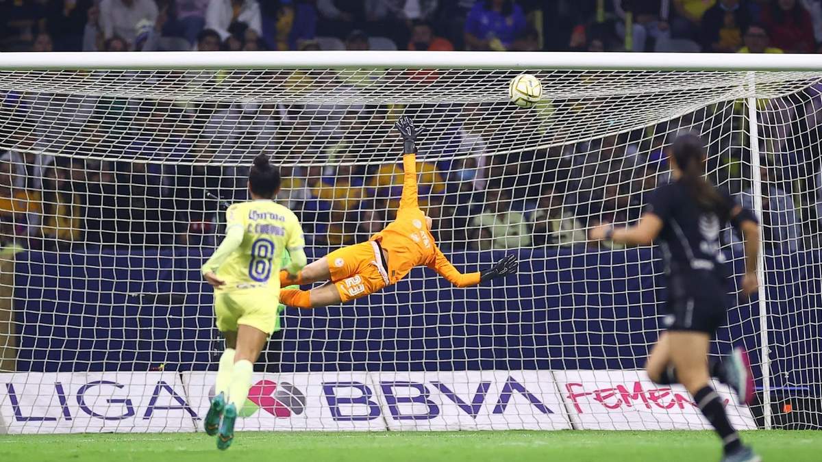 El golazo de la Maga