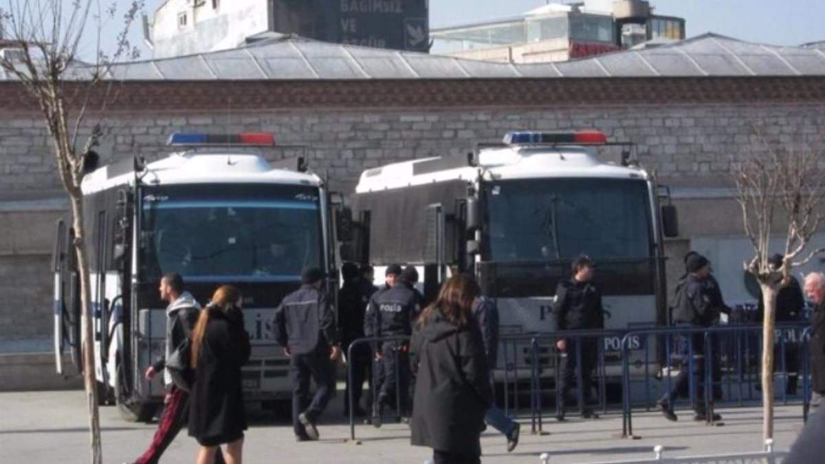Policía de Estambul