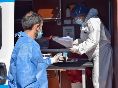 Neuquén se mantiene por encima de los 200 casos de coronavirus diarios