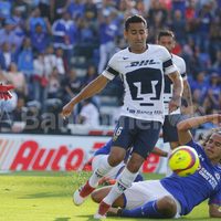 La 'cruzazulea” Pumas en el estadio Azul (Videos)