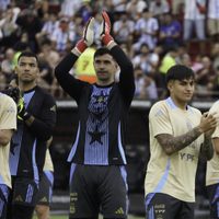 El Dibu Martínez fue nuevamente nominado a mejor arquero del mundo