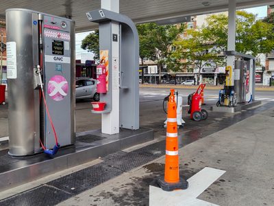 Comienza a normalizarse el suministro de GNC en todo el país