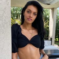 Bajada del cielo: Oriana Sabatini apareció así frente al espejo y flechó a más de uno