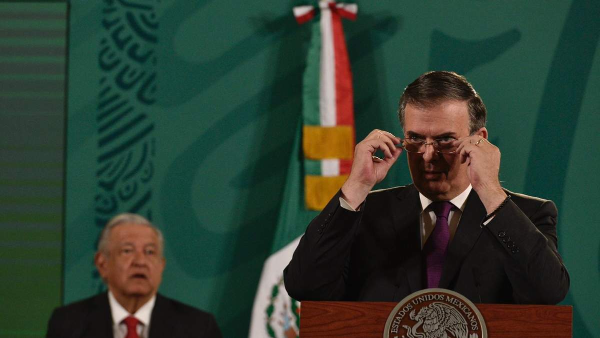 Marcelo Ebrard en la conferencia de AMLO