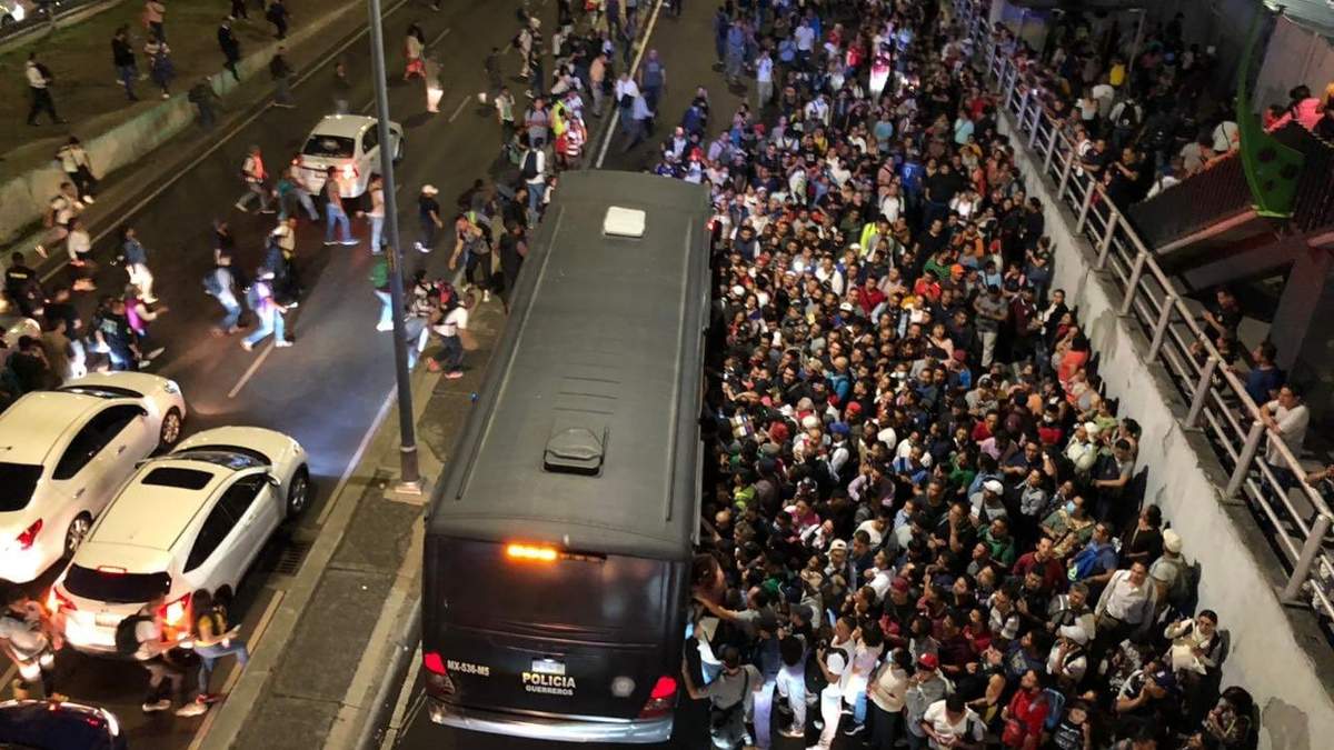 Caos por falla en la Línea 9
