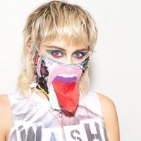 Así es como Miley Cyrus ocupa sus días durante la cuarentena. ¡Una agenda muy ocupada!