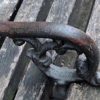 El truco de la abuela para sacar los hongos y el moho de tus pisos y superficies de madera