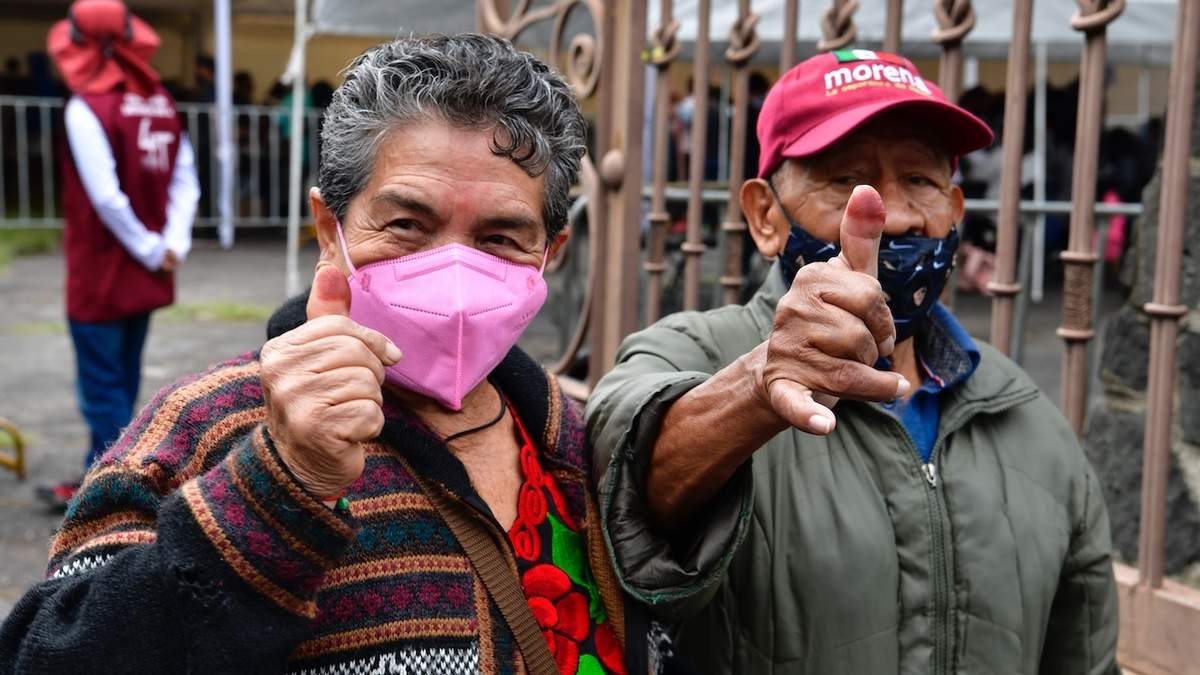 Participantes en la elección del Consejo Nacional de Morena
