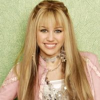 ¡Al fin! Hannah Montana vuelve a aparecer en la televisión y emociona a todos