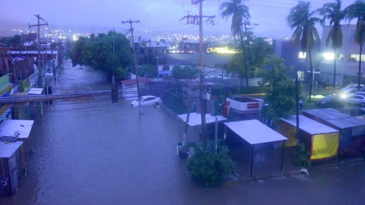 Inundaciones en Acapulco por John