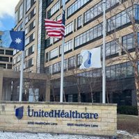 CEO de UnitedHealthcare reconoce que el sistema de salud de EU "no funciona tan bien como debería"