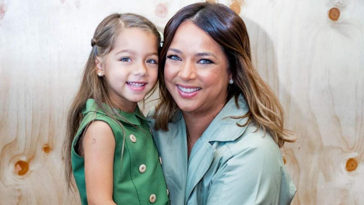 Adamari López y su hija Alaia. Fuente: (Instagram)