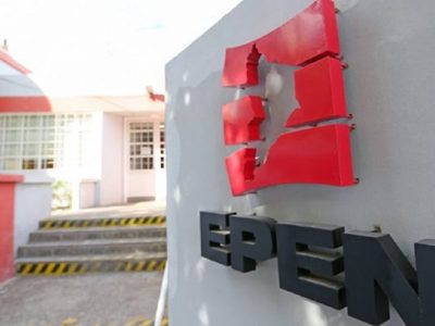 Falso empleado del EPEN le robó el sueldo y una bicicleta a una mujer en Centenario