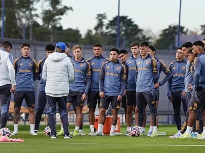 Russo no lo tiene en cuenta: el futbolista de Boca que podría jugar la Copa Libertadores