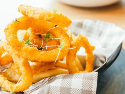 Aritos de papa, crocantes por fuera y tiernos por dentro: hacé este snack fácil, económico y adictivo