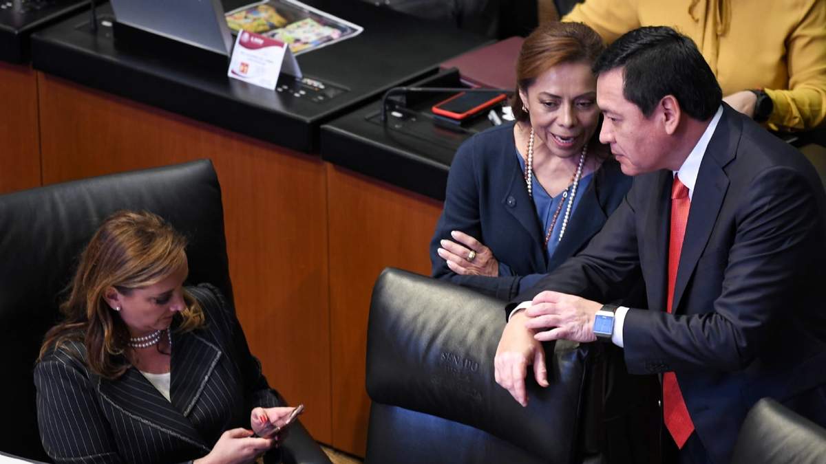 Vázquez Mota y Osorio Chong en el Senado