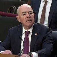 Mayorkas reconoce que se produjo un "fallo" de seguridad durante intento de asesinato a Trump
