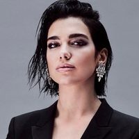 ¡Wow! Dua Lipa olvidó ponerse la ropa interior en su paseo por Los Ángeles y desorbitó a sus fans