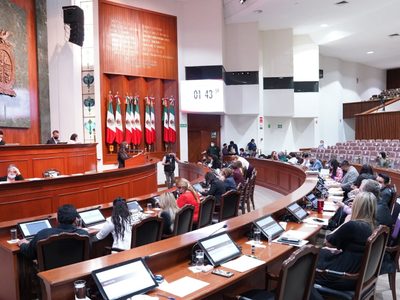 Niegan la comunión a diputados que despenalizaron el aborto en Sinaloa