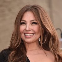 "Qué desubicada..." Thalia le hace desplante a Alejandra Espinoza ¡en plena tarima!