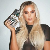 ¡Si respira se rompe! Khloé Kardashian insiste con un diminuto top ¡Explotará!