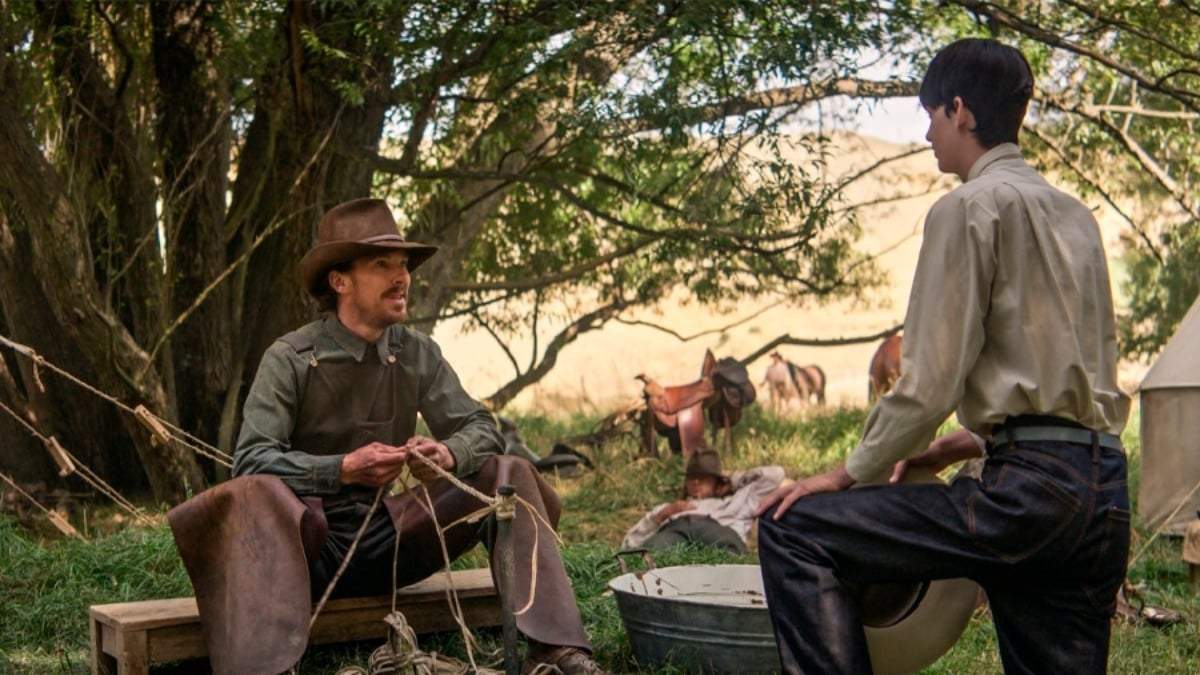 Benedict Cumberbatch y Kodi Smit-McPhee en “El poder del perro”