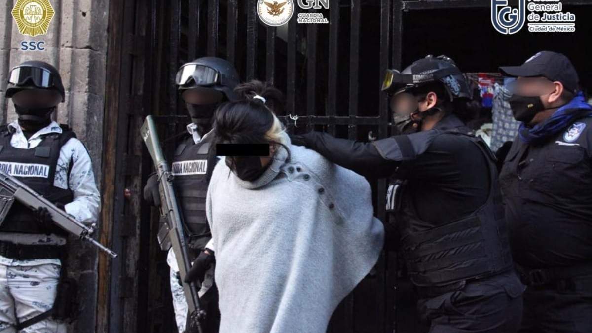 Cateo en una vecindad del Centro Histórico