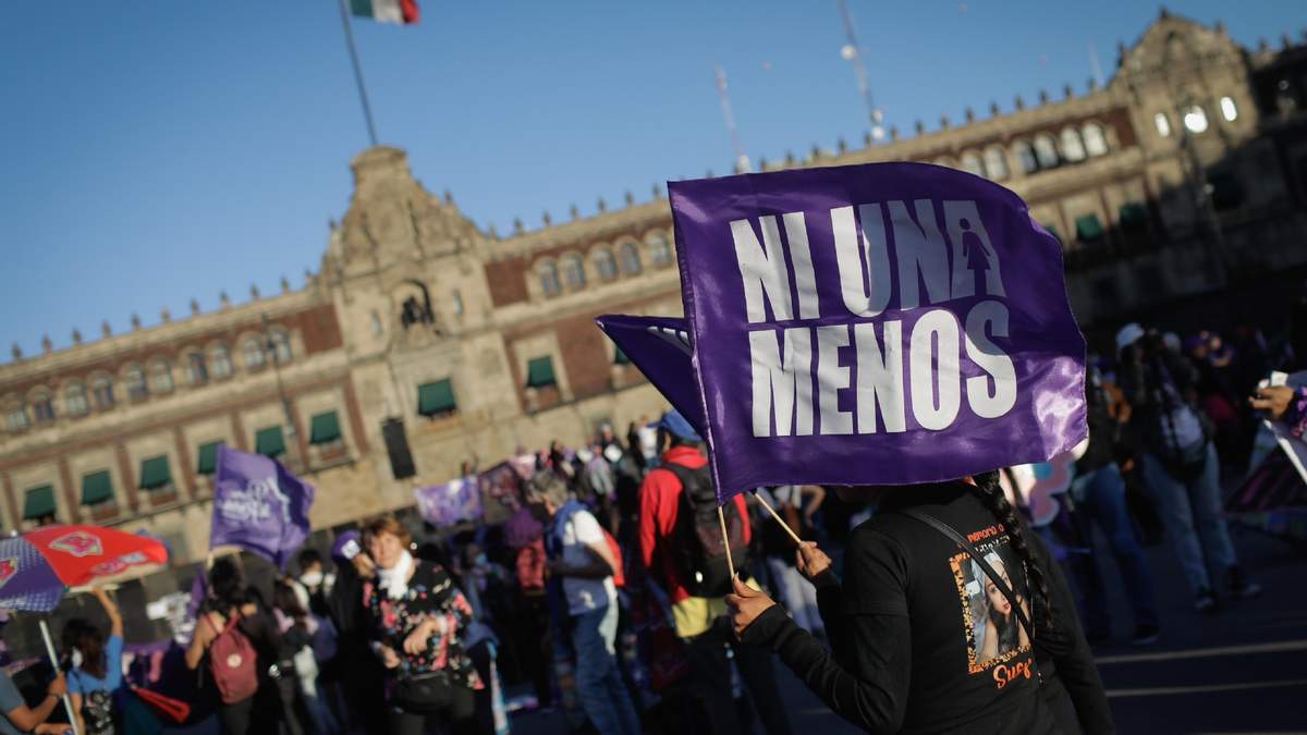 Frente a Palacio Nacional