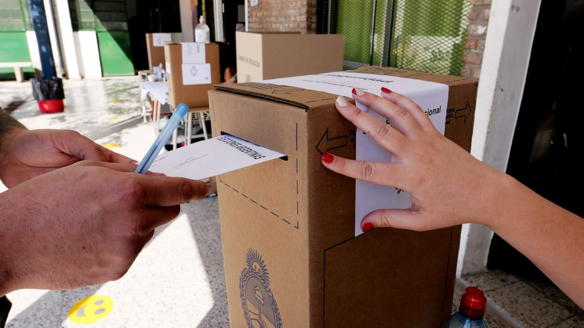 A través de estas elecciones se eligen nuevos senadores y diputados. Fuente: (Twitter)