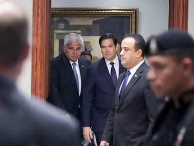 Trump doblega a Mulino y oposición panameña pide defensa de la soberanía