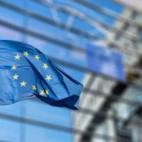 La UE impone nuevos aranceles a EU en represalia por tarifas de Trump
