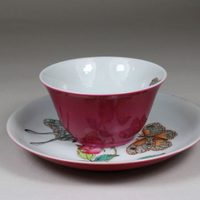 Si tenes tazas rotas o viejas, no las tires: mirá el hermoso y original uso que les podes dar en tu jardín