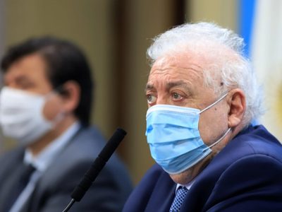Revuelo por la Sputnik V: González García en la mira de la oposición tras los dichos de Putin