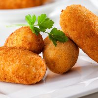 Croquetas de papa con atún: con solo 4 ingredientes, prepará esta increíble receta para picotear