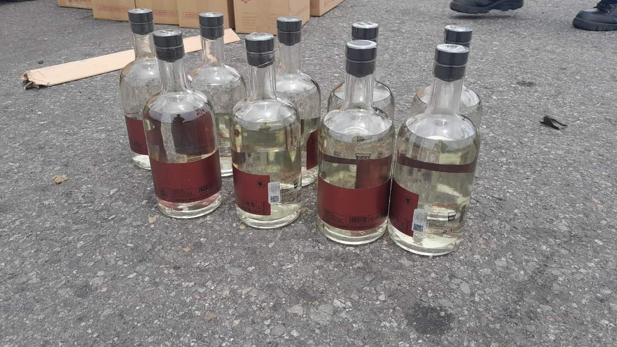 Las botellas aseguradas