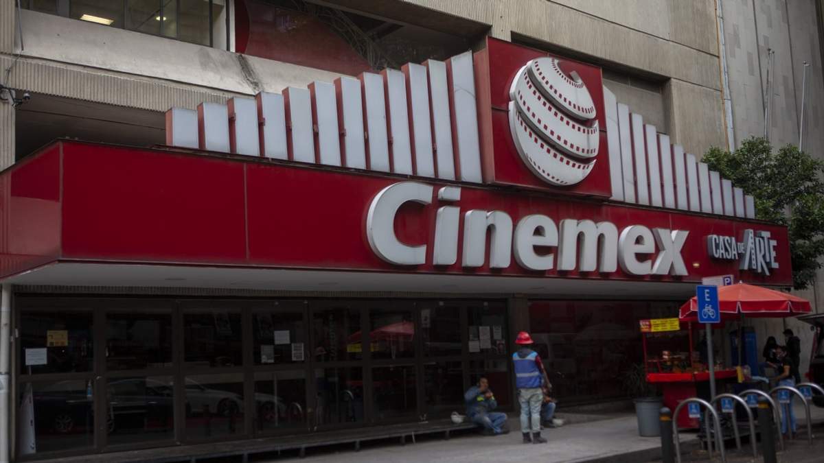 Un complejo de Cinemex en la capital