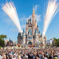Disney reabriría sus puertas al público, pero con medidas extremas