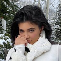 "¡Una bomba!" Kylie Jenner solo necesita una soga y encaje para elevar pulsaciones ¡Se atrevió a tod