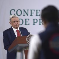 AMLO reta a Loret: "Te cambio la plusvalía de la finca de Palenque por tu departamento en EU"