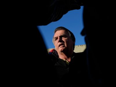 Hacker afirma que Bolsonaro le pidió alterar el sistema de votación electrónica