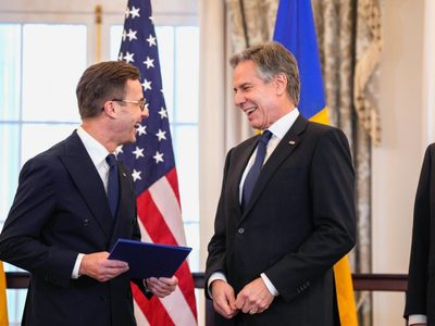 Suecia se une a la OTAN tras replantear su política de seguridad por la guerra en Ucrania