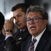 "Diciembre me gustó pa' que te vayas", canta Monreal; anuncia cuándo definirá su futuro (Video)