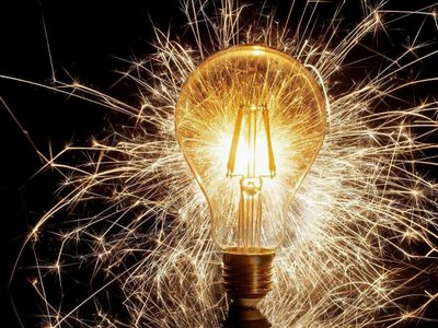 Se oficializaron las tarifas de luz: así quedó el cuadro de Edenor y Edesur