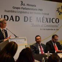 PRD capitalino 'destapa” a Mancera como su candidato presidencial
