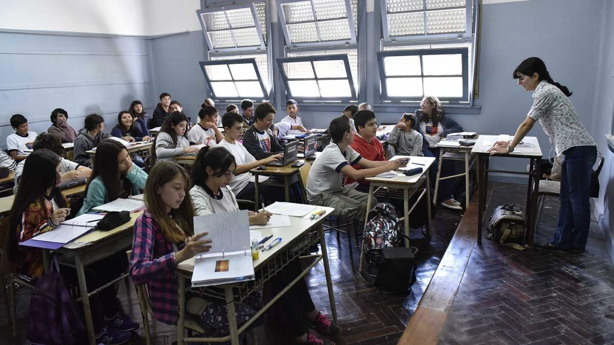 Las Pruebas PISA mostraron un bajo desempeño en tres áreas. Fuente: (Twitter)